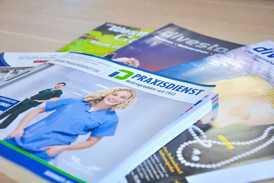 Kataloge - Flyer - personalisierte Drucksachen